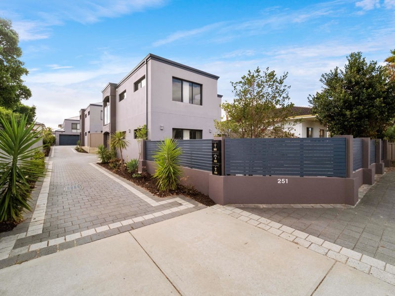 1/251 Canning Highway, Como WA 6152