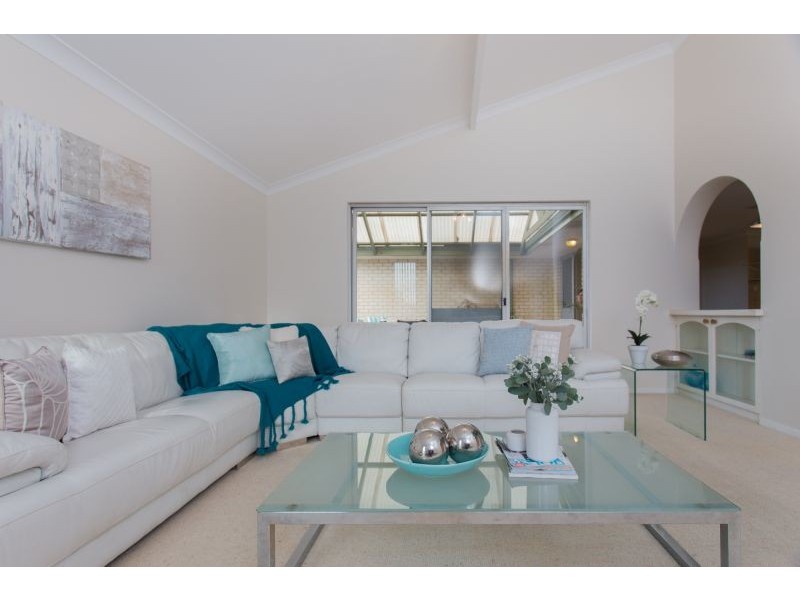 21 Bull Creek Drive, Bull Creek WA 6149