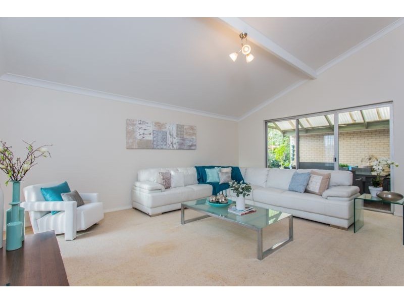 21 Bull Creek Drive, Bull Creek WA 6149