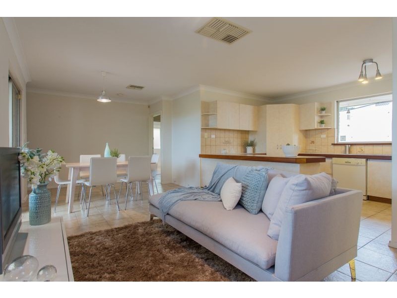 21 Bull Creek Drive, Bull Creek WA 6149