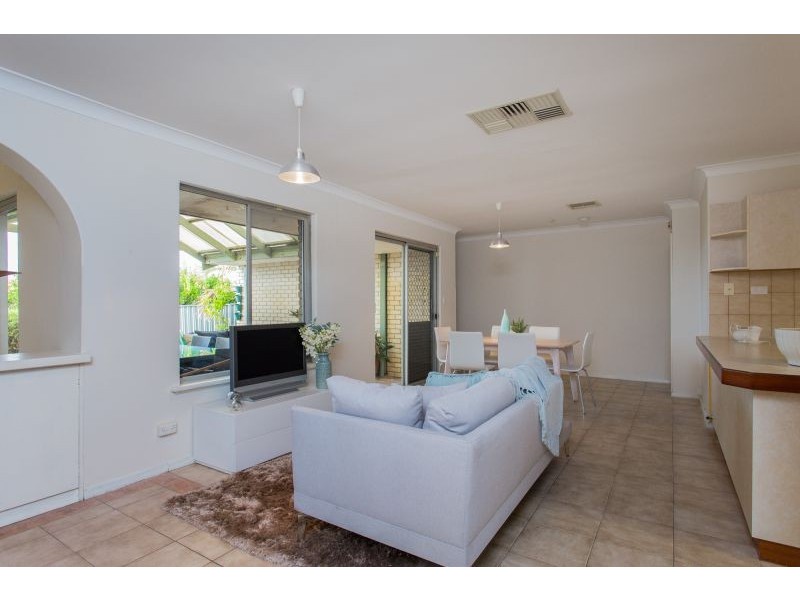 21 Bull Creek Drive, Bull Creek WA 6149