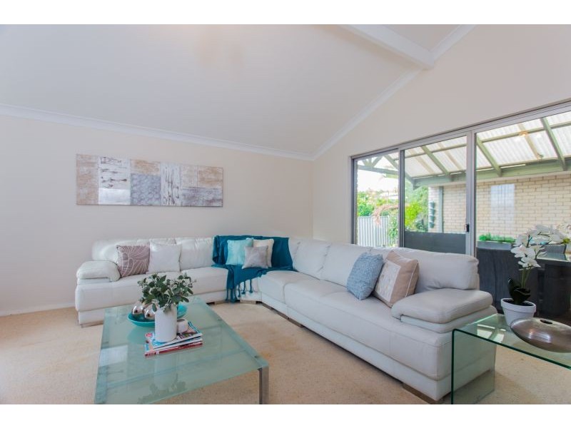 21 Bull Creek Drive, Bull Creek WA 6149