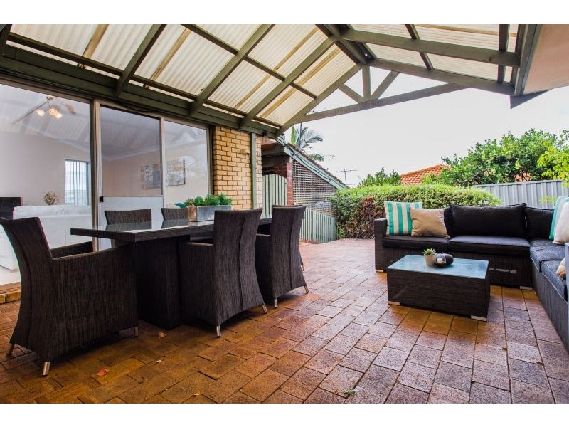 21 Bull Creek Drive, Bull Creek WA 6149