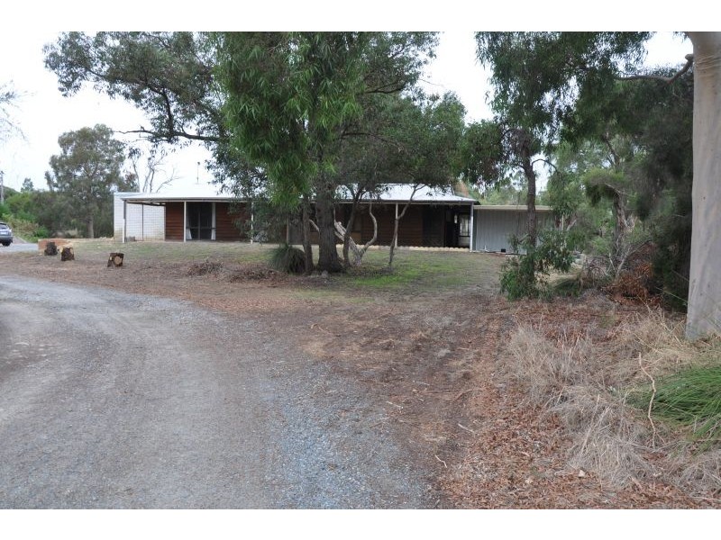 9 The Horshoe, Wandi WA 6167