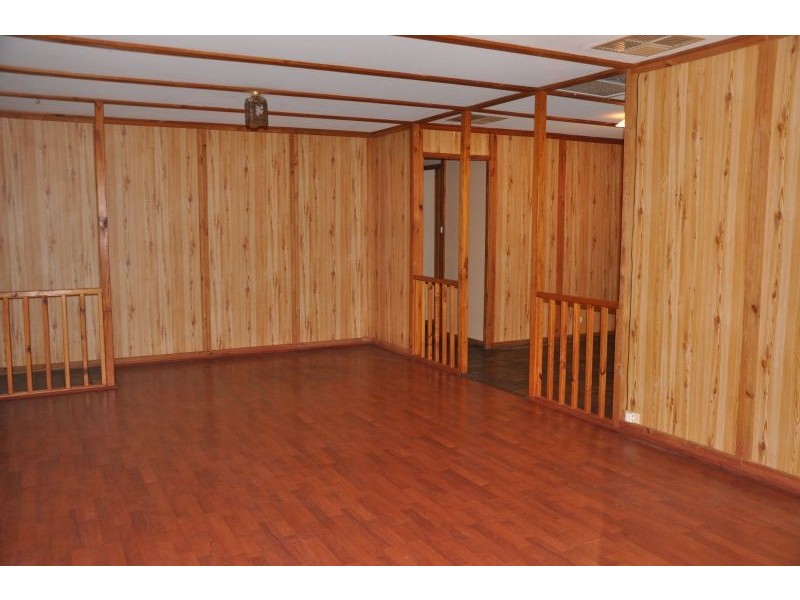 9 The Horshoe, Wandi WA 6167