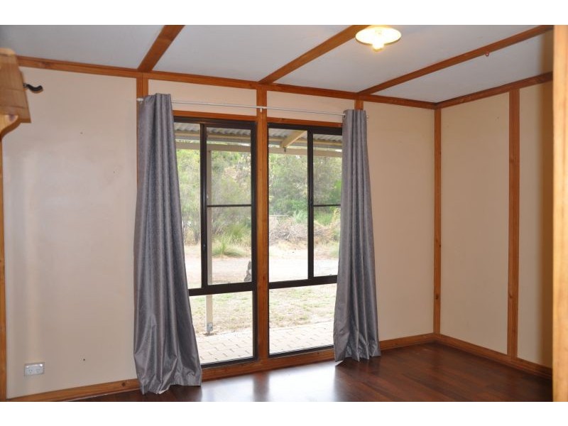 9 The Horshoe, Wandi WA 6167