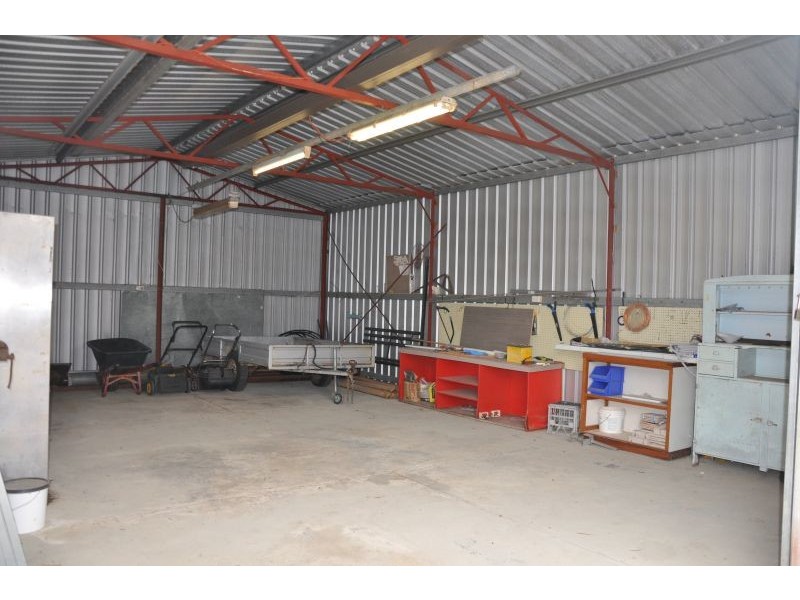 9 The Horshoe, Wandi WA 6167