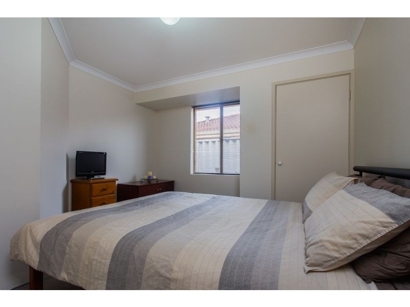 9 Capill Corner, Leeming WA 6149