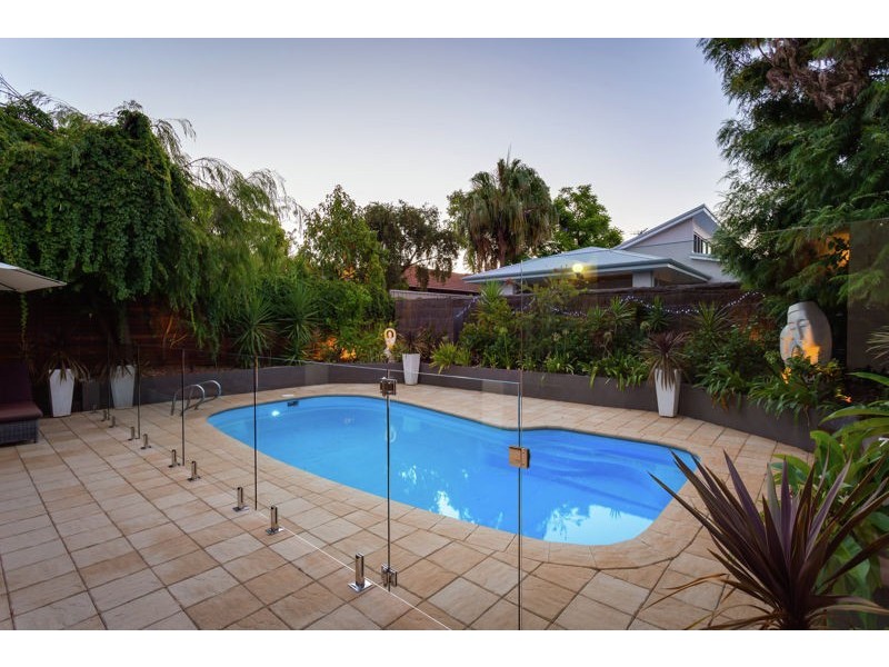 4 David Street, Kensington WA 6151