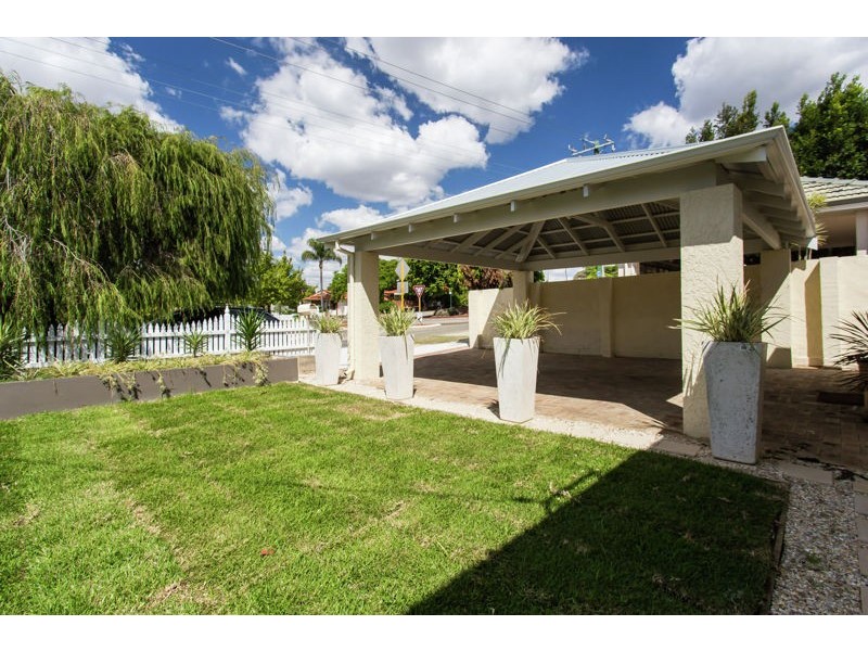 4 David Street, Kensington WA 6151