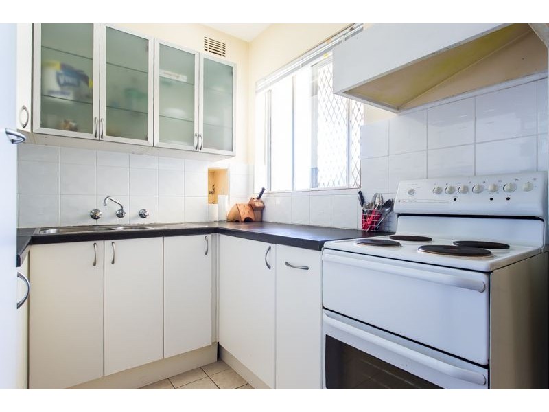 1/25 Manning Road, Como WA 6152