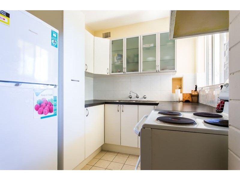 1/25 Manning Road, Como WA 6152