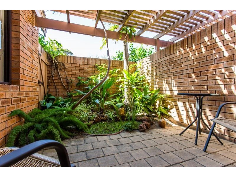 8/8 Swan Road, Attadale WA 6156