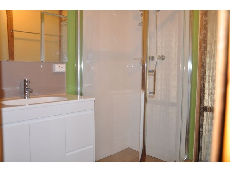 9 The Horseshoe, Wandi WA 6167