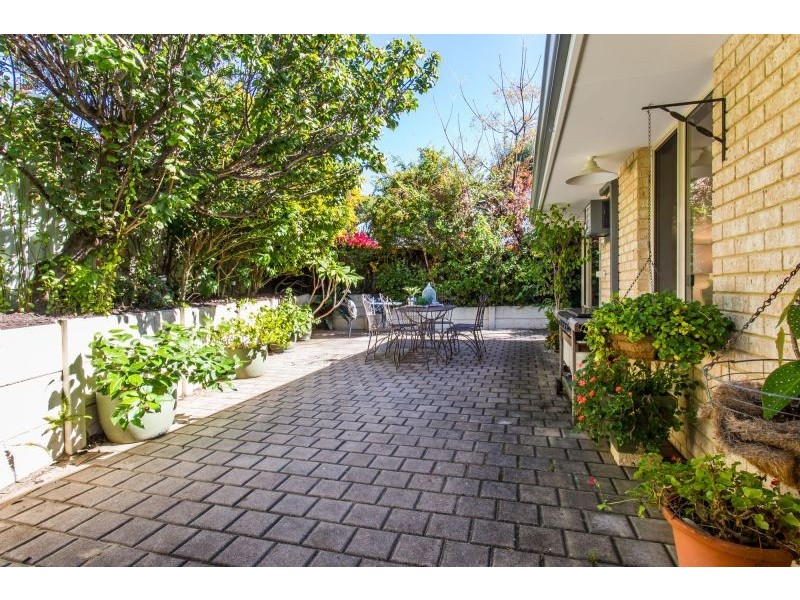 74A Swan Road, Attadale WA 6156