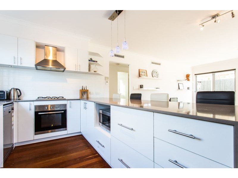 9A Sykes Avenue, Innaloo WA 6018