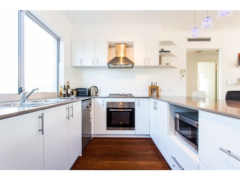 9A Sykes Avenue, Innaloo WA 6018