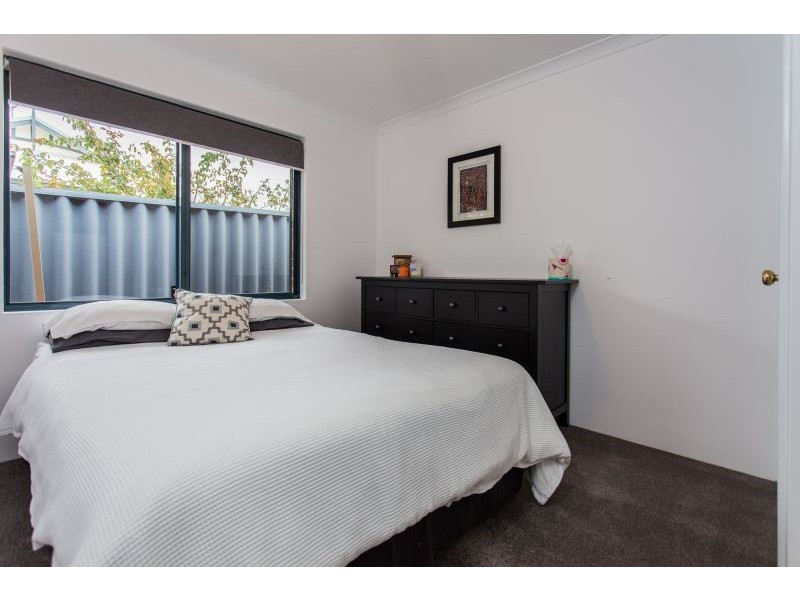 66B Lamond Street, Alfred Cove WA 6154