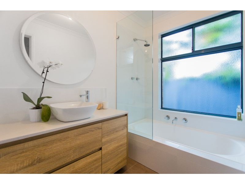 66B Lamond Street, Alfred Cove WA 6154