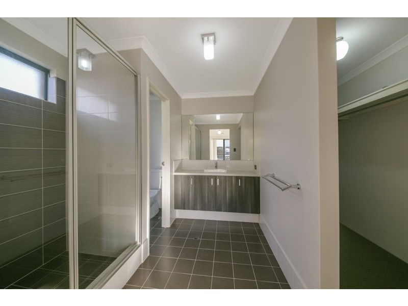 17 Delaronde Drive, Success WA 6164