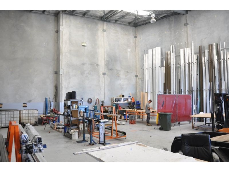 5 Geelong Court, Bibra Lake WA 6163