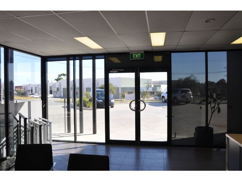 5 Geelong Court, Bibra Lake WA 6163