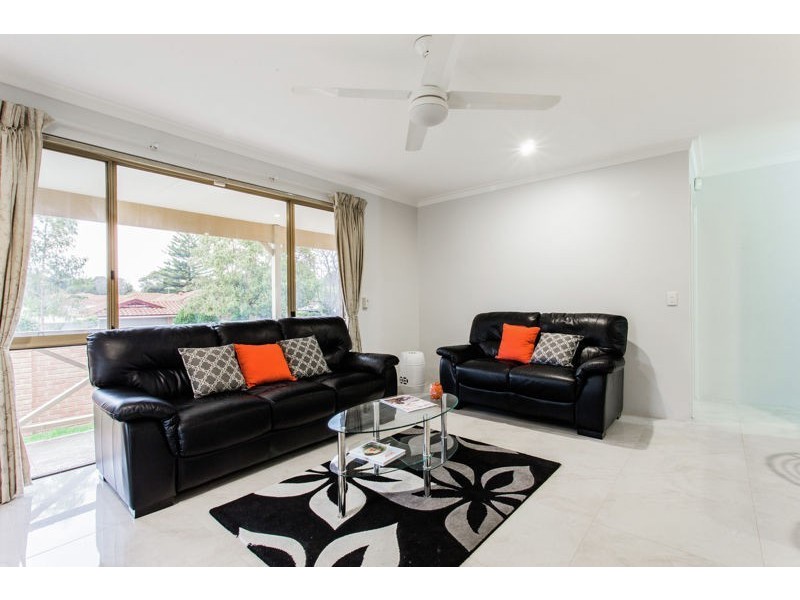 1/39 Ednah Street, Como WA 6152