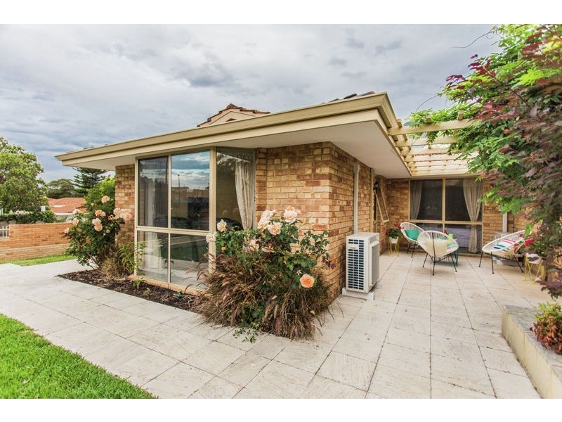 1/39 Ednah Street, Como WA 6152