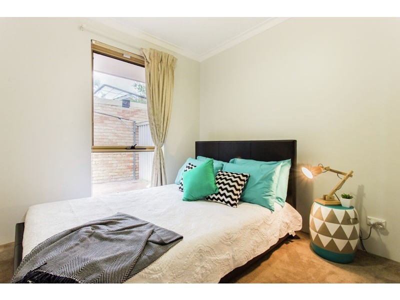 1/39 Ednah Street, Como WA 6152