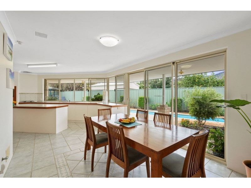 50 Bradshaw Crescent, Manning WA 6152