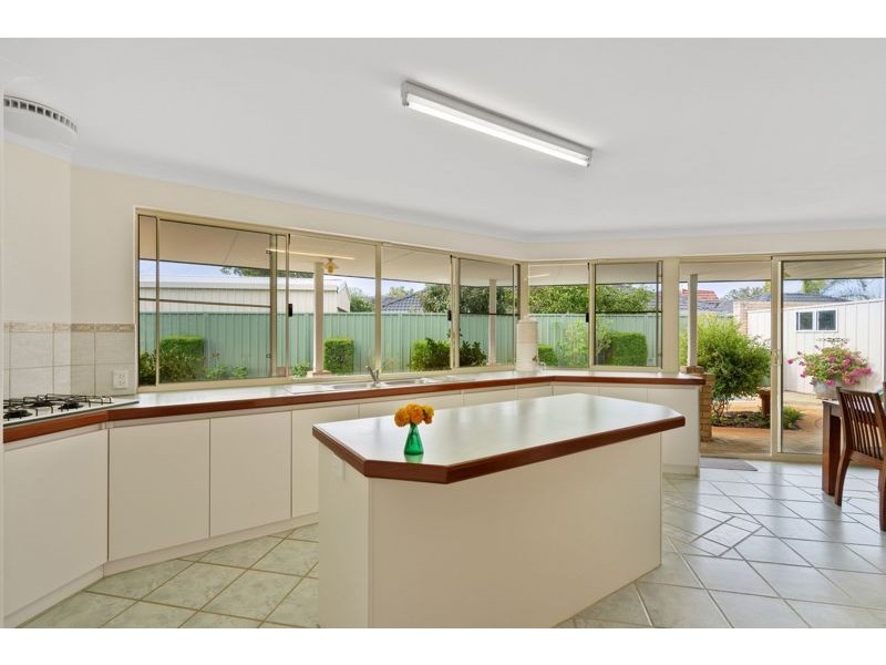 50 Bradshaw Crescent, Manning WA 6152