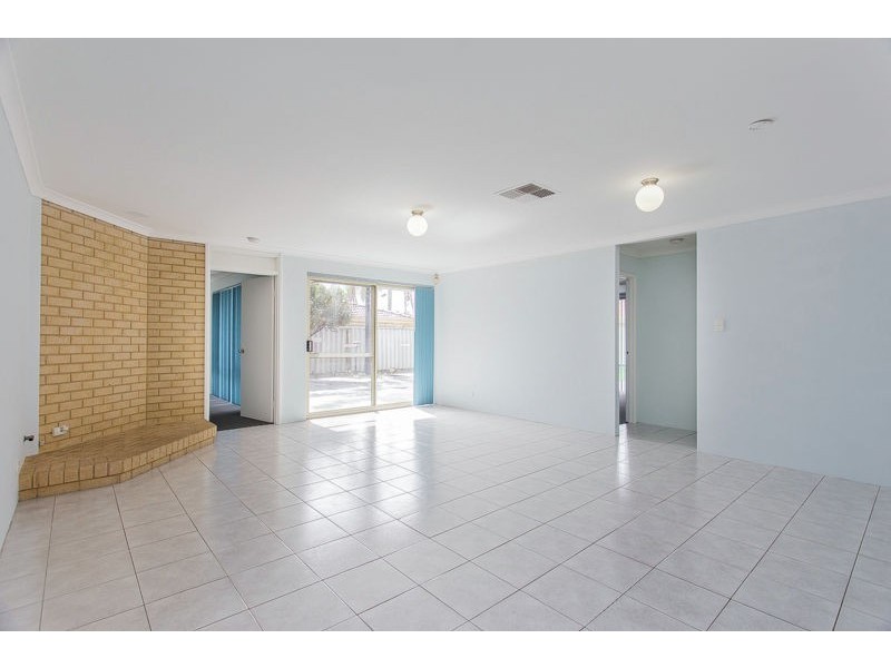 83 Aitken Drive, Winthrop WA 6150