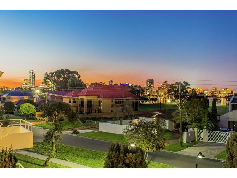 2/40 Swanview Terrace, South Perth WA 6151