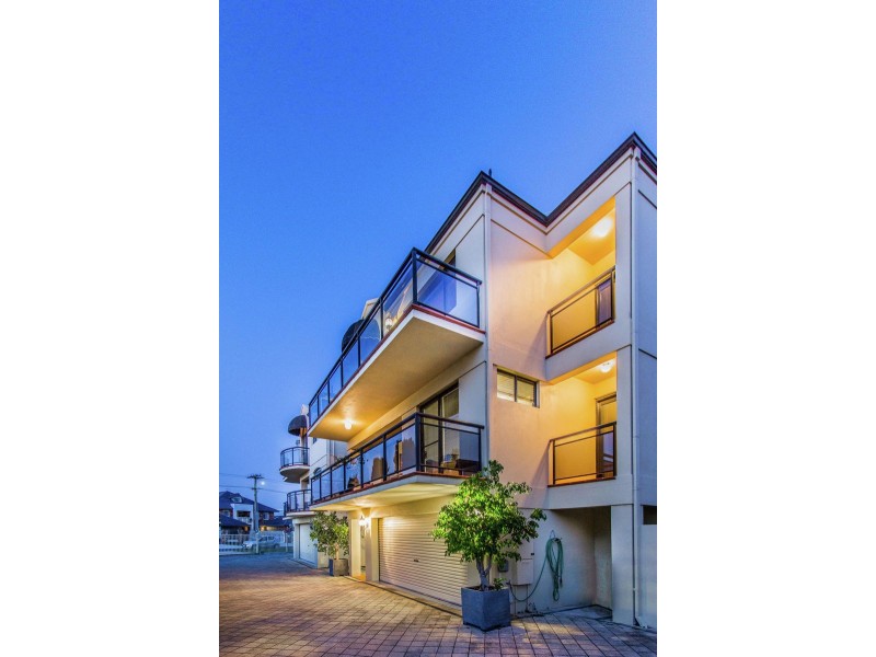 2/40 Swanview Terrace, South Perth WA 6151