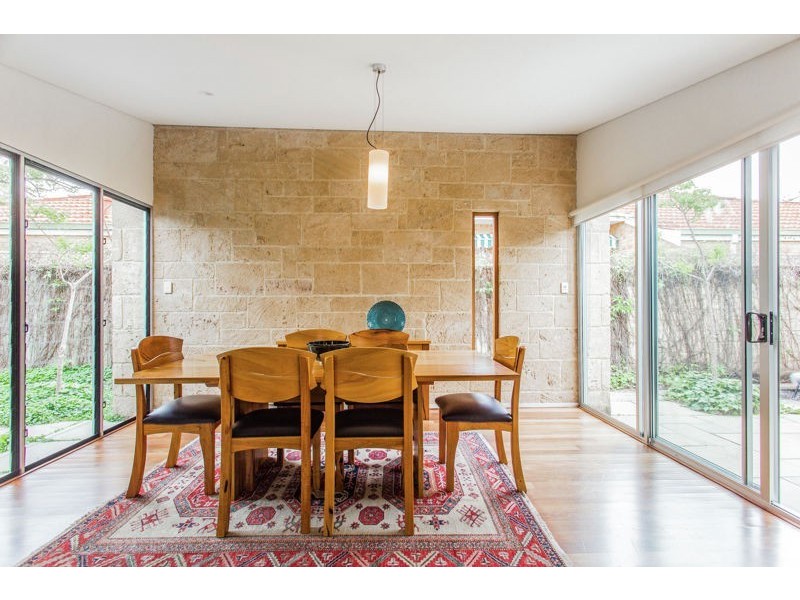 25a Conochie Crescent, Manning WA 6152