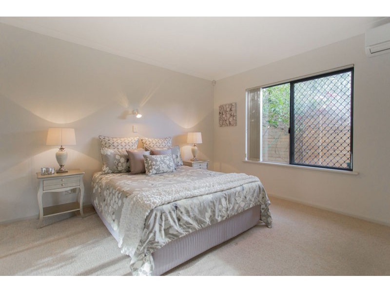3/30 Henley Street, Como WA 6152