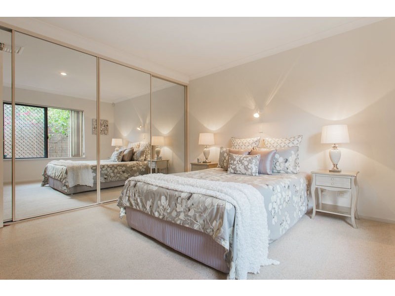3/30 Henley Street, Como WA 6152
