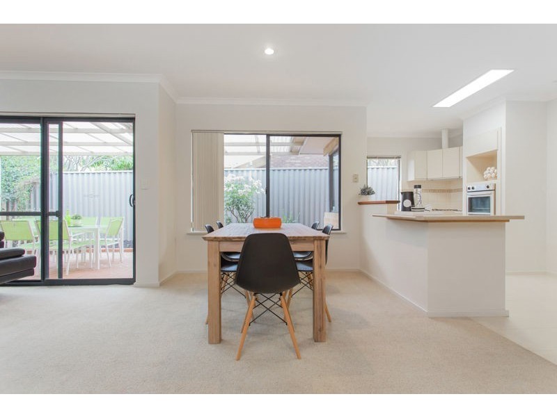 3/30 Henley Street, Como WA 6152