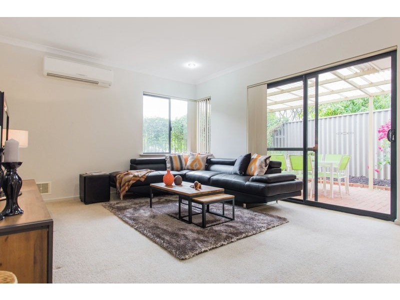 3/30 Henley Street, Como WA 6152