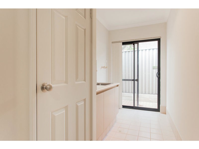 3/30 Henley Street, Como WA 6152