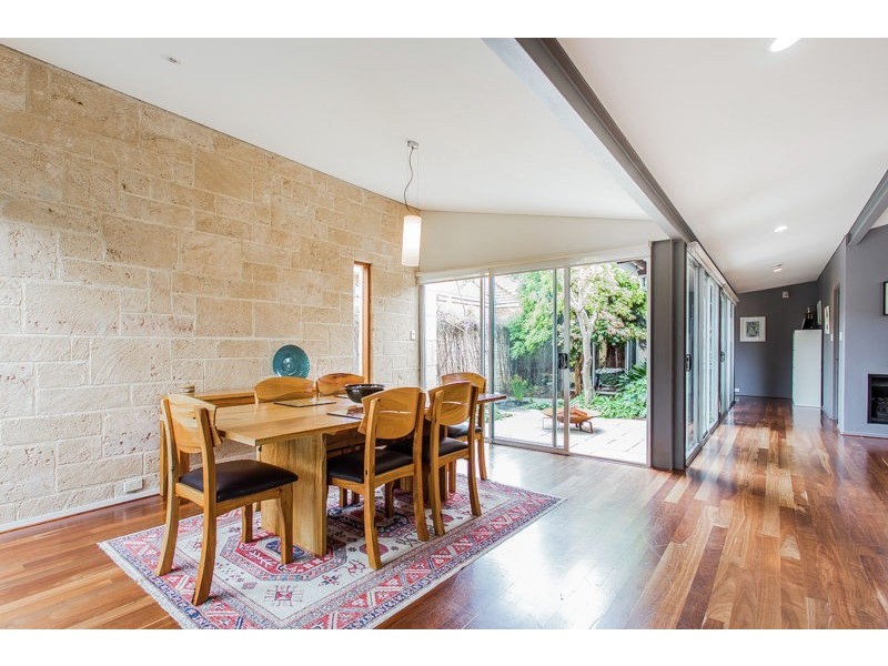 25A Conochie Crescent, Manning WA 6152