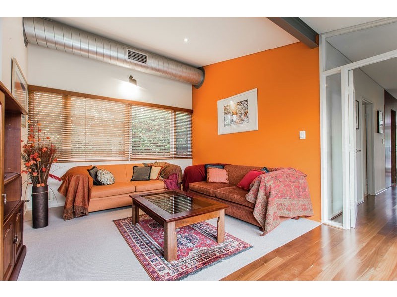 25A Conochie Crescent, Manning WA 6152