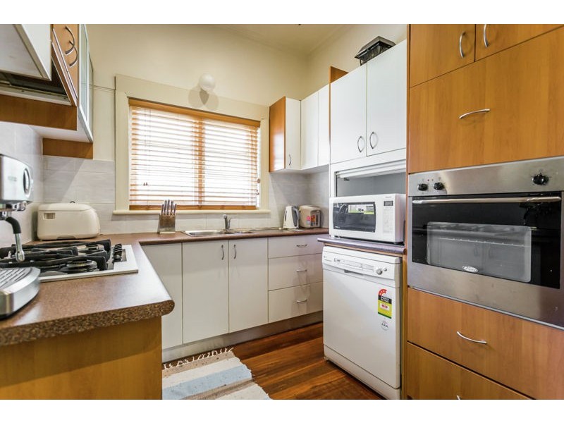 39 Todd Avenue, Como WA 6152