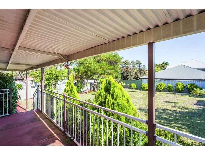 39 Todd Avenue, Como WA 6152