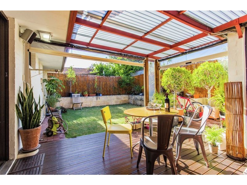 6/99 Clydesdale Street, Como WA 6152