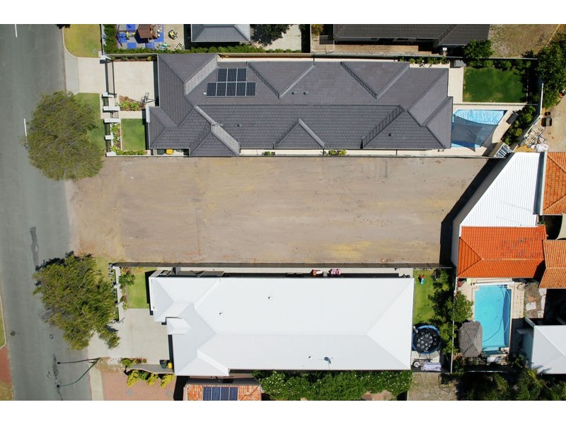 8A Challenger Avenue, Manning WA 6152