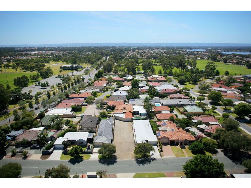 8A Challenger Avenue, Manning WA 6152