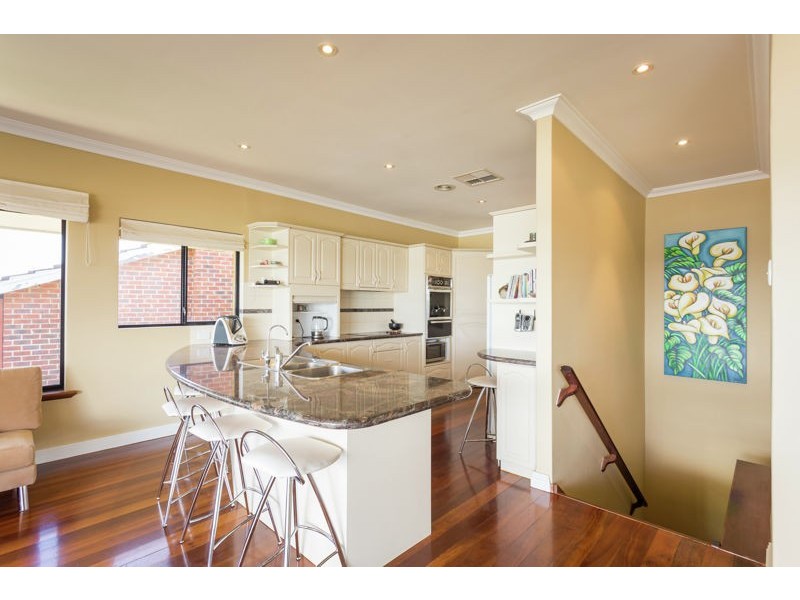 54 Sulman Avenue, Salter Point WA 6152