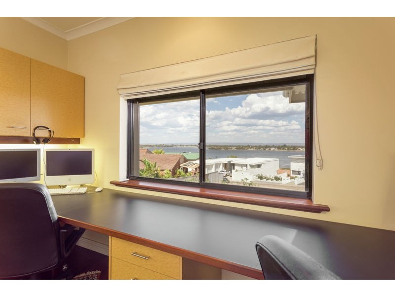 54 Sulman Avenue, Salter Point WA 6152