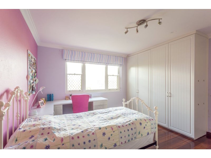 54 Sulman Avenue, Salter Point WA 6152